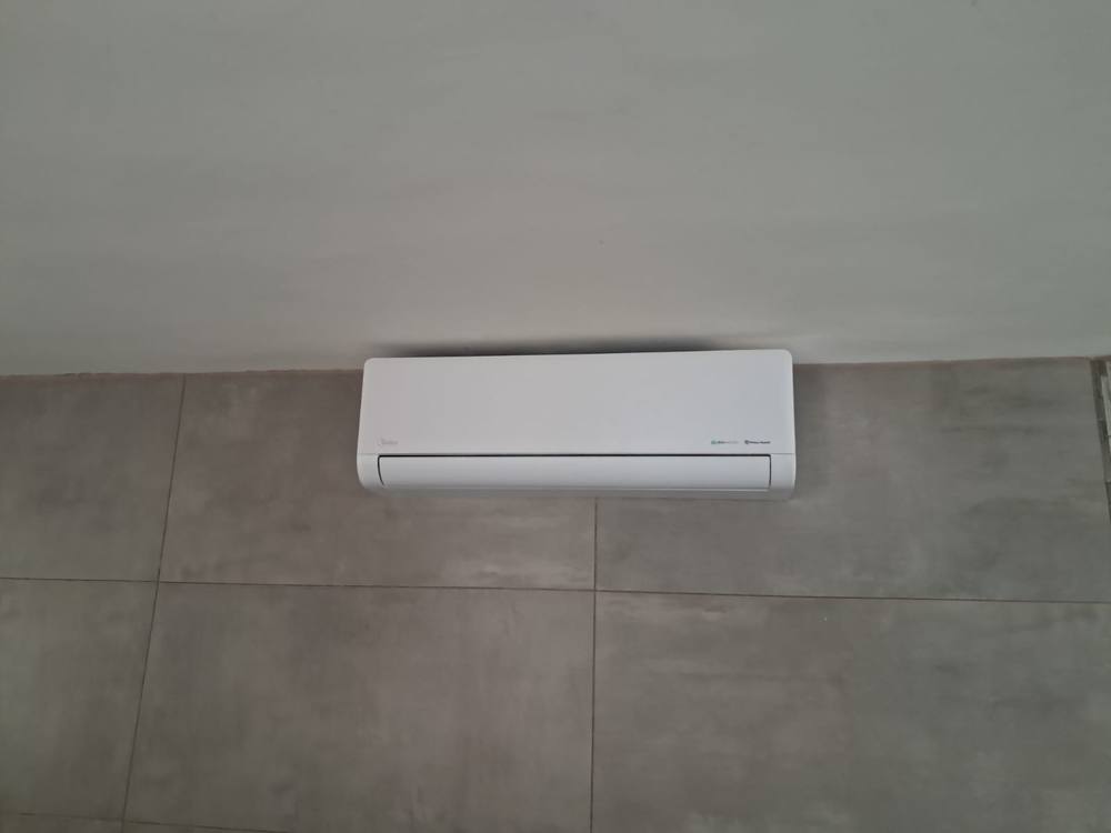 Minisplit instalado por Climastock en casa de un cliente